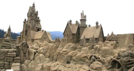 [sand_castles_16[4].jpg]