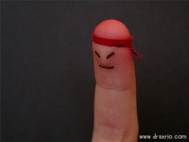 [crazy_fingers_16[10].jpg]