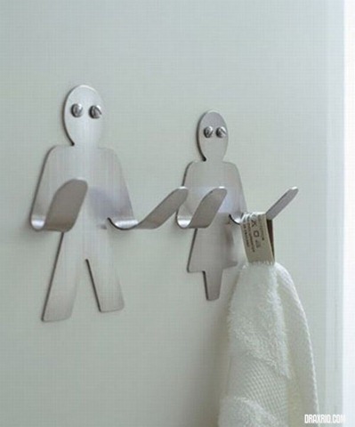 [coat_hangers_15[4].jpg]