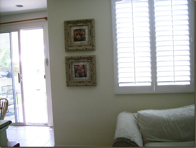 Missy family room before 005