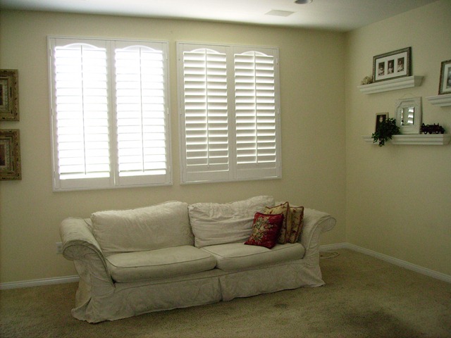 [Missyfamilyroombefore0063.jpg]