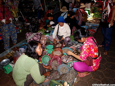 The Old Market, Siem Reap picture cambodia escapade photo