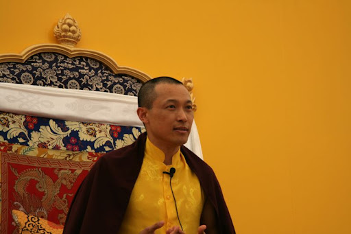 Last talk in Outer Gesar programme by Sakyong Mipham Rinpoche -(c) Helen Vink 2008