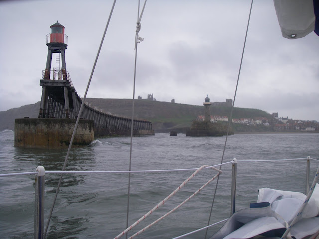 A31/6 enters Whitby Harbour