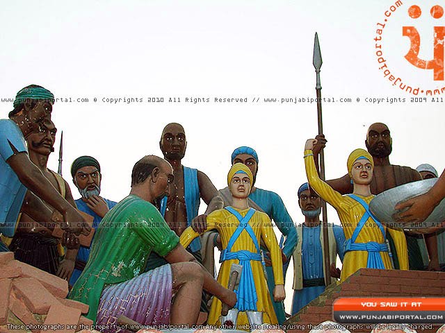 Scene of Chote Shehabjaade being buried alive in a wall.