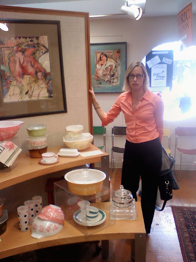 Its the Pyrex Museum!