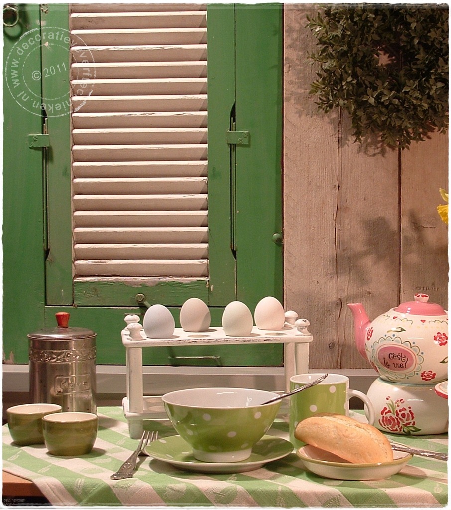 [verftechnieken-pasen-ontbijttafel[6].jpg]
