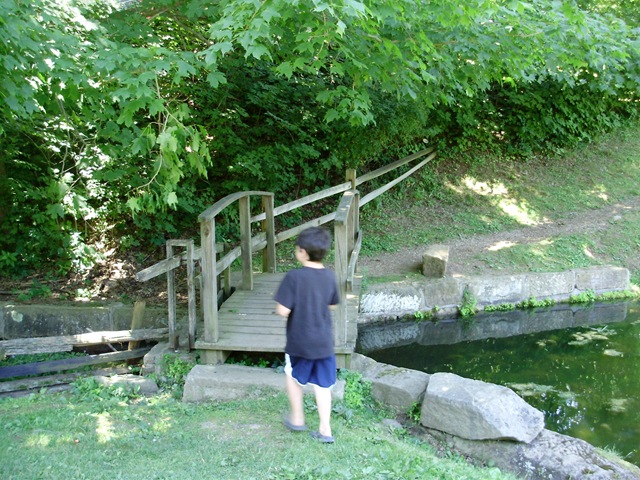 [July2010 027[2].jpg]