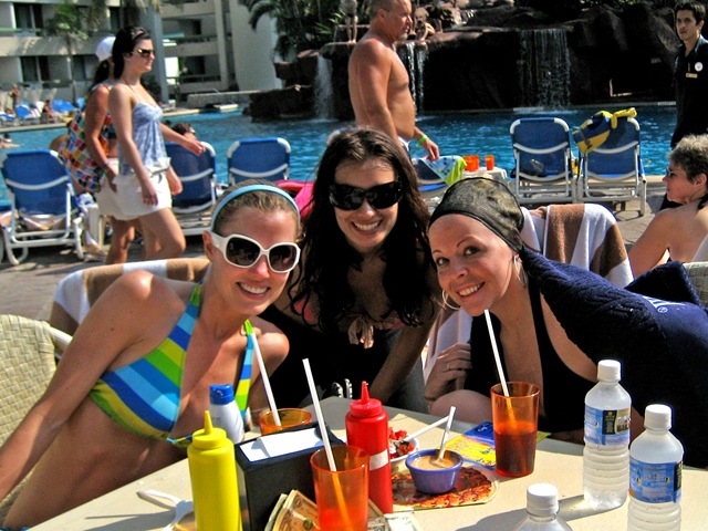 [SinglesCruise09_Easton 300.jpg]