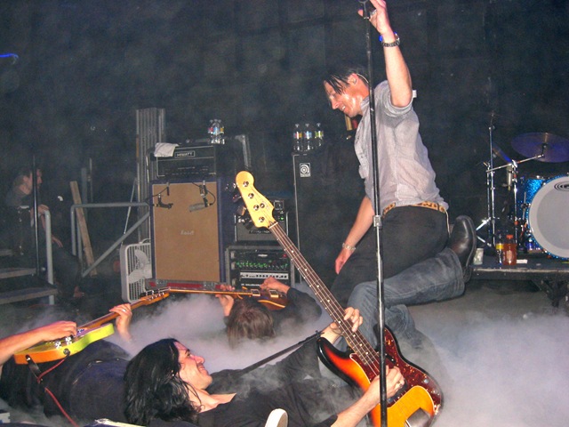 [Scott Weiland Concert 038[3].jpg]