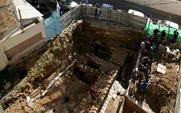 Flashback: Archaeologists find Jesus-era house in Nazareth ...