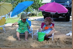 chairsinsand chairsinsand