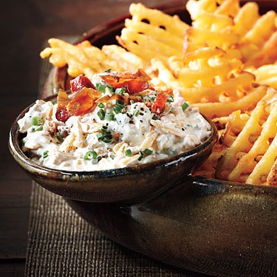 [loaded-baked-potato-dip-l[4].jpg]
