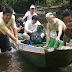 River safari on the way to Kuala Litut.jpg, Melinau river safari to Kuala Litut,before headed to camp 5 for another 8.8km hike., XPDC Merdeka Treking Ke-Puncak Gunung Mulu 2008