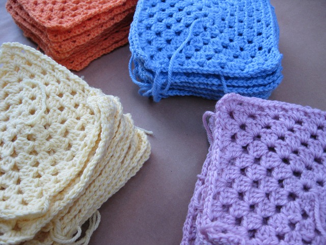[crochetsquares3.jpg]