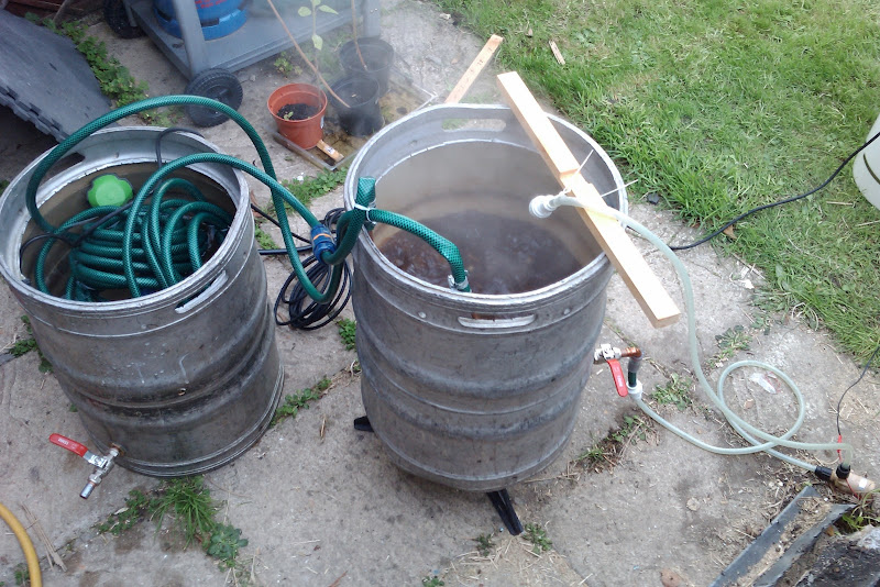 Cooling setup with excess hose