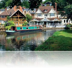 Canal Boat Holidays River Wey
