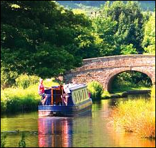 Cheap Canal Boat Holidays UK