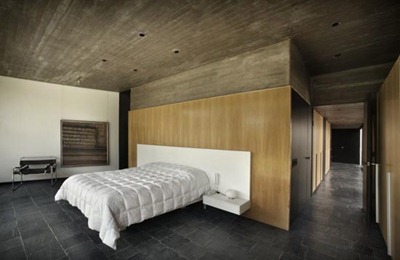 [ARCHIDIR.COM_Codina-House-Interior-Bedroom-by-A4estudio-in-Mendoza-Argentina[5].jpg]