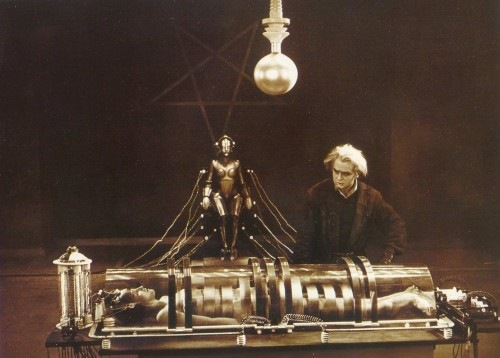 [lang-metropolis[3].jpg]