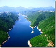 Lago di Fierza Lago di Fierza