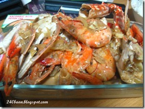 crab and shrimps in coconut milk, by 240baon