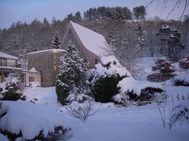 [scargill chapel in snow[4].jpg]