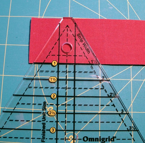 [Pyramid Triangle ruler cut 1[5].jpg]