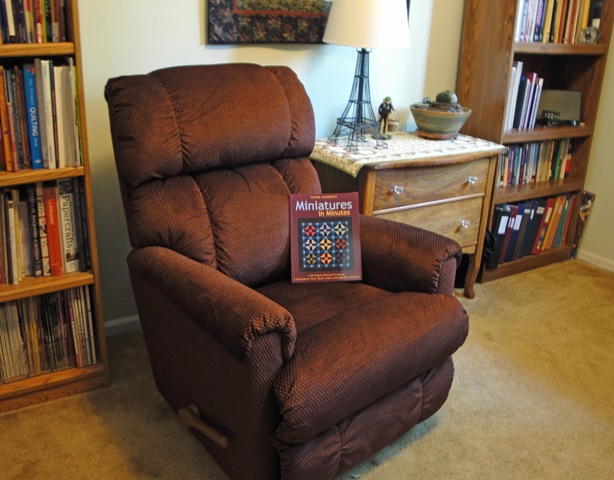 [new chair[4].jpg]
