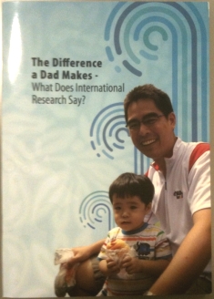 http://lh4.ggpht.com/_CPCB6S-lcHM/TOyrLjPRuaI/AAAAAAAAAXE/KLcNNgw8Rdw/The%20Difference%20a%20Dad%20Makes.jpg