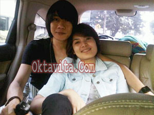 Nindia Yandirest Ayunda dan Muhammad Iqbal