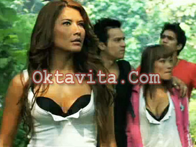 Payudara Tamara Bleszynski Hot Pic Payudara Tamara Bleszynski Hot Pic