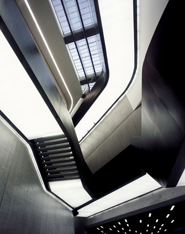 [MAXXI_ZahaHadidArchitectsHeleneBinet[1][1].jpg]