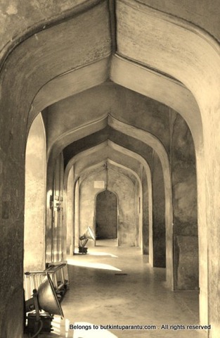 [charminar2[4].jpg]