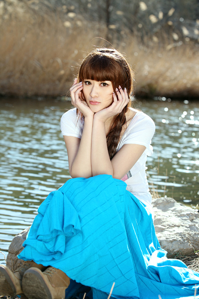 美眉日报 ccd2635c b4ce 45e8 a594 aeb1eb37a0eb 王雯@蓝色风情