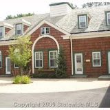 18 Phelps Rd, Middletown, RI