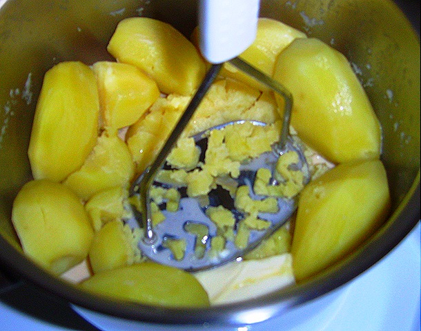 [SV1088921.jpg]