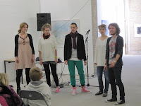 22.04.2010: Elever fra Aalborg Katedralskole opfører et poetisk skænderi.