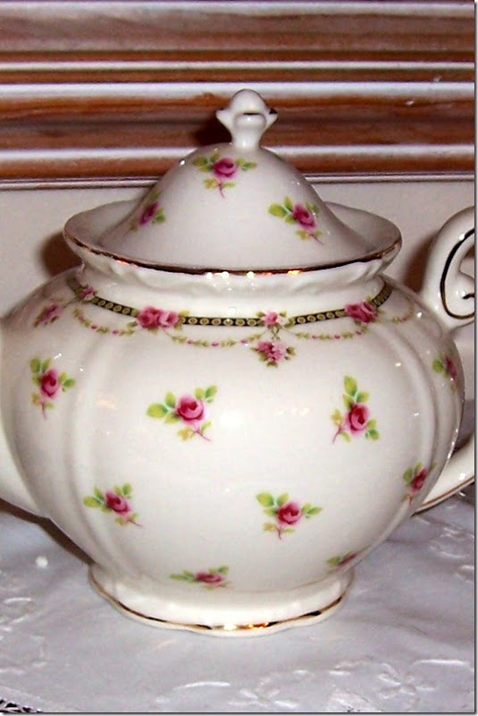 teapot closeup