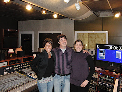 Tiu als estudis de radio