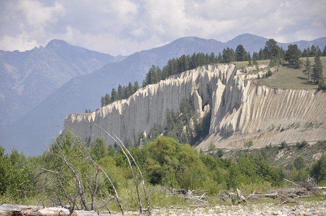 [06-08-2009 2-47-53 PM_0700[3].jpg]