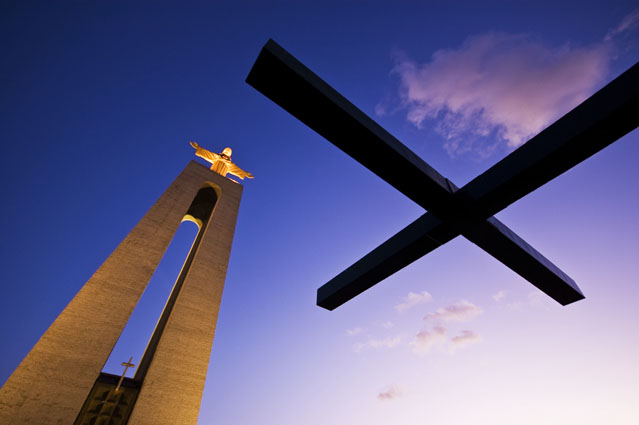 Com a vossa cruz vinde a meus braços - Cristo Rei, Almada