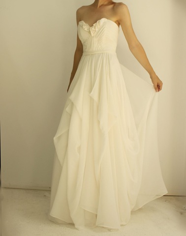 [Julietta Wedding Gown by Leanne Marshall 2[5].jpg]