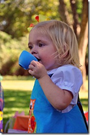 blair's 2nd bday aunt linnie pics 100910 (486)