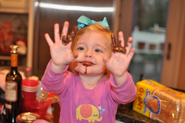[tasting muffin batter 010111 (2)[3].jpg]