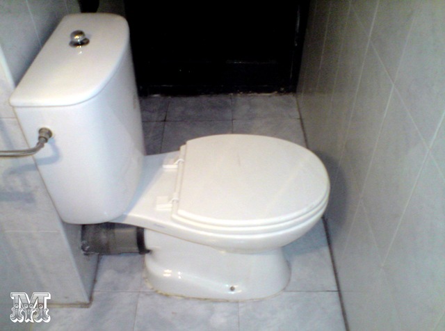 [Menosde10cm14.jpg]