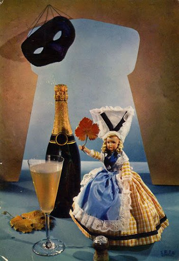 Cartes Postales Pop et Kitsch des années 50, 70 et 70 Regional Puppets / Poupées Régionales