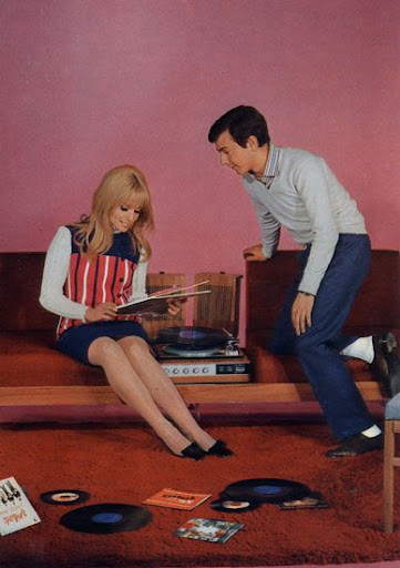 Cartes Postales Pop et  Kitsch des années 50, 70 et 70 Groovy couples / Couples branchés