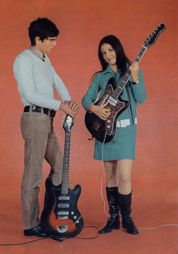 Cartes Postales Pop et  Kitsch des années 50, 70 et 70 Groovy couples / Couples branchés