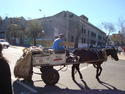 One way to collect garbage in Montevideo 